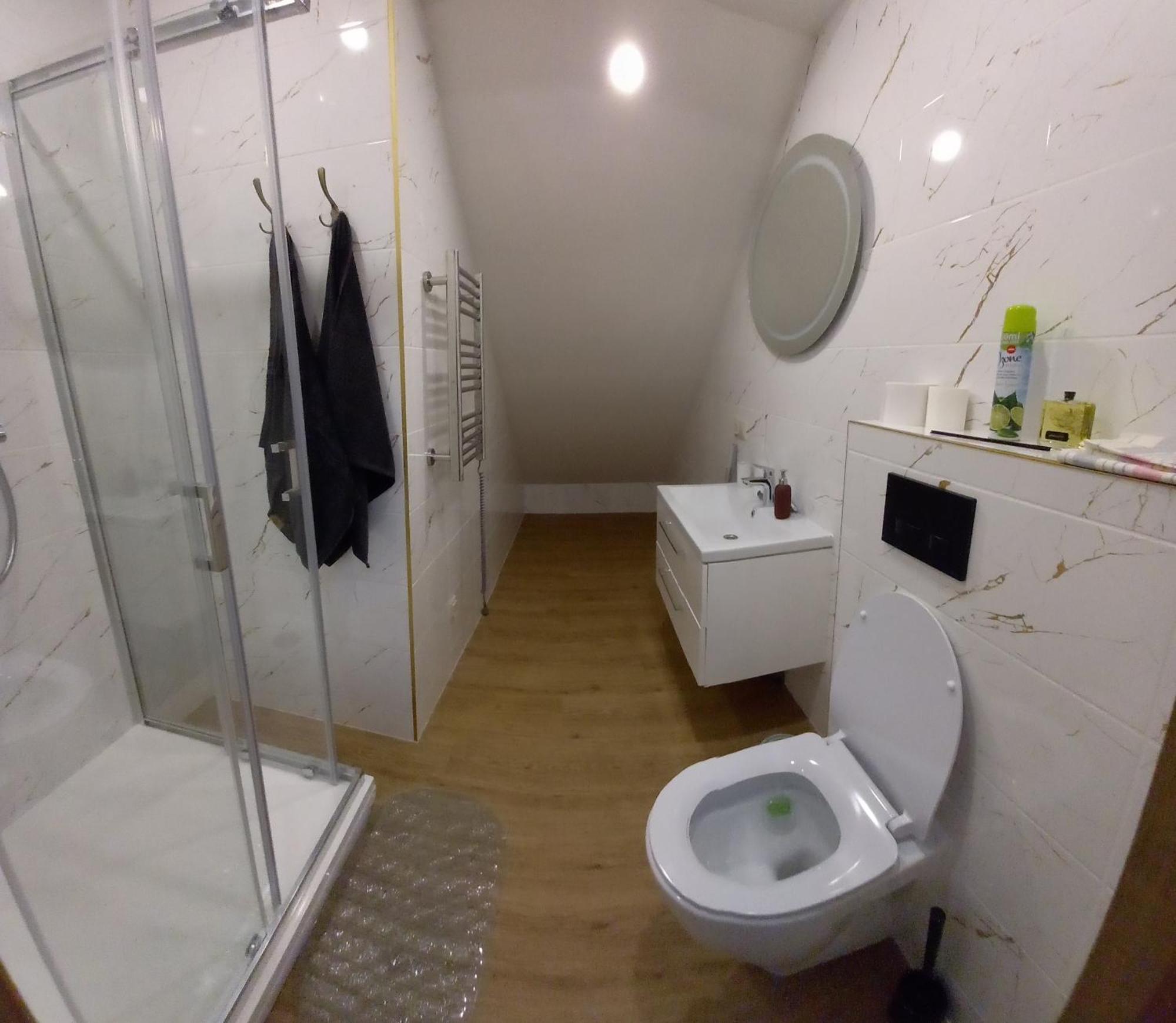 S Neries 19 Apartamentai Su Parkingu Siauliai  Room photo